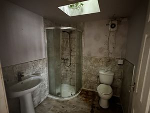 Photo 30- click for photo gallery
